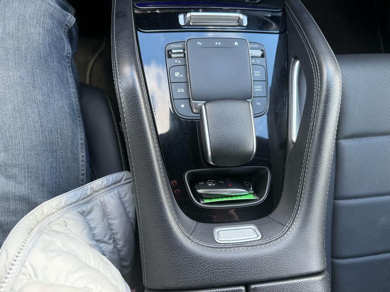 Mercedes-Benz GLE  2024