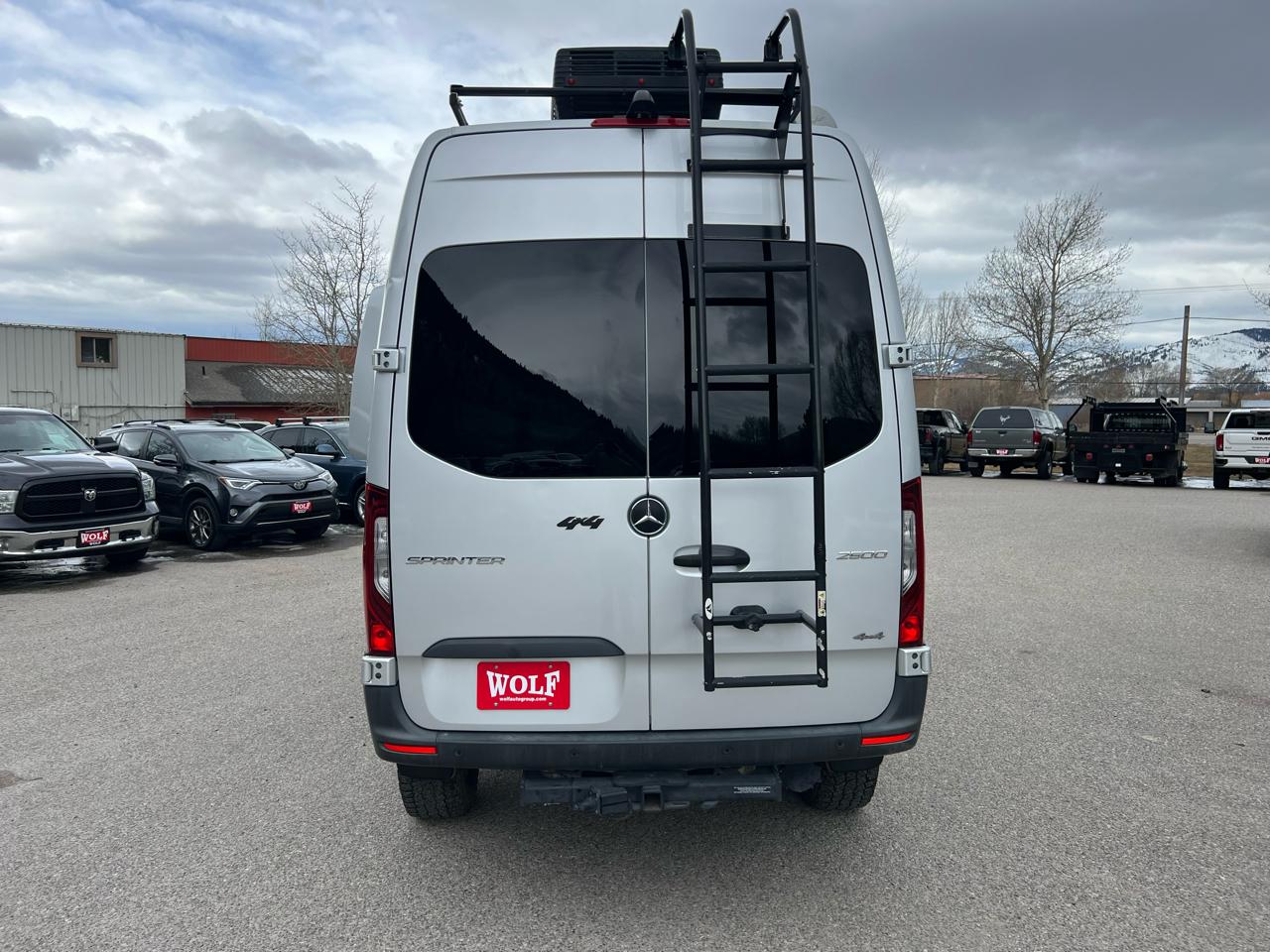 Winnebago Revel  2021