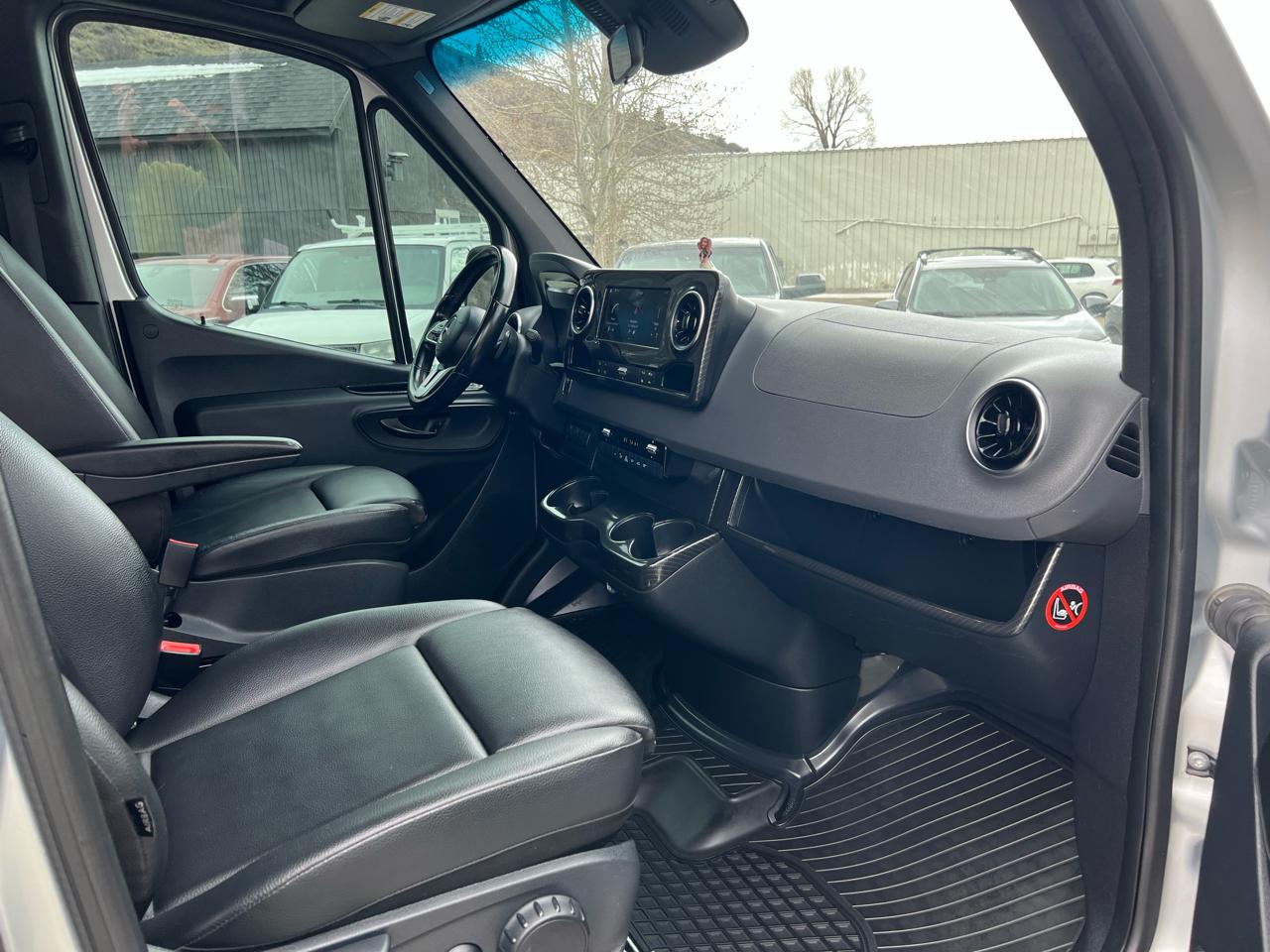 Winnebago Revel  2021