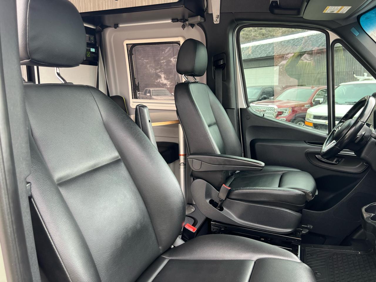 Winnebago Revel  2021