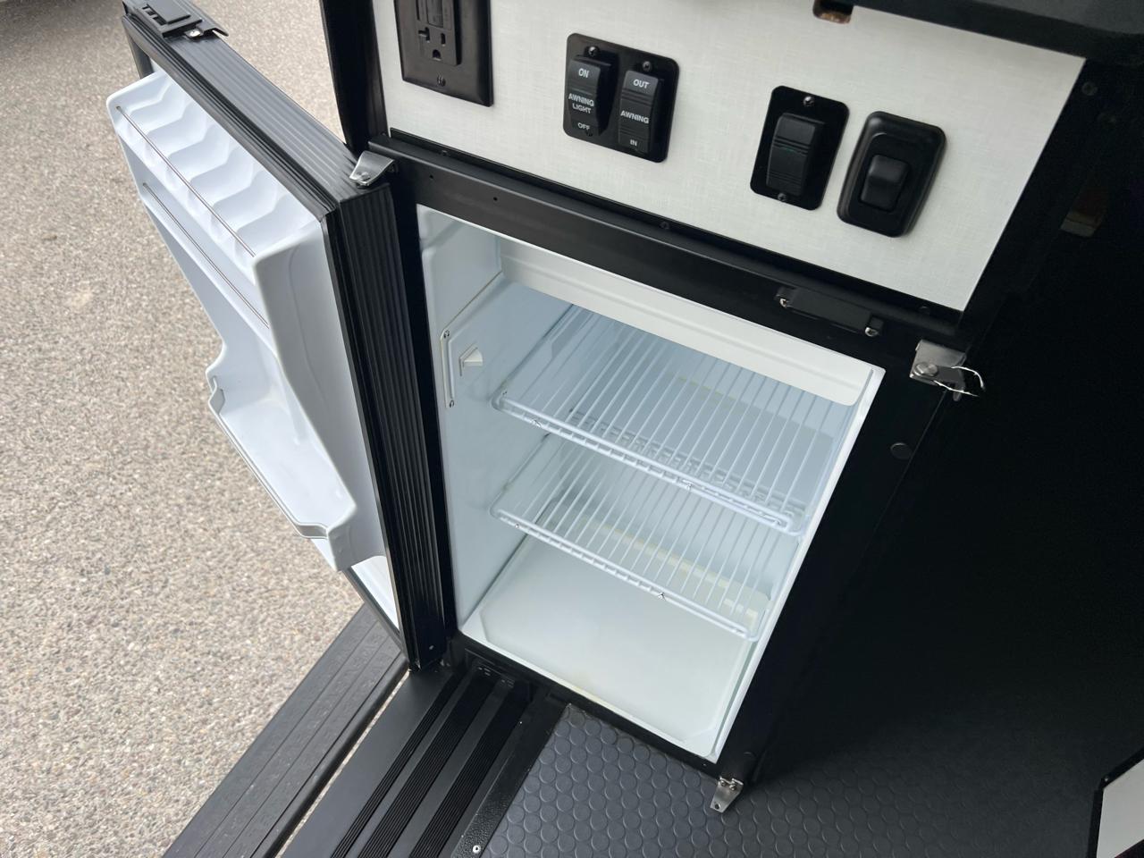 Winnebago Revel  2021