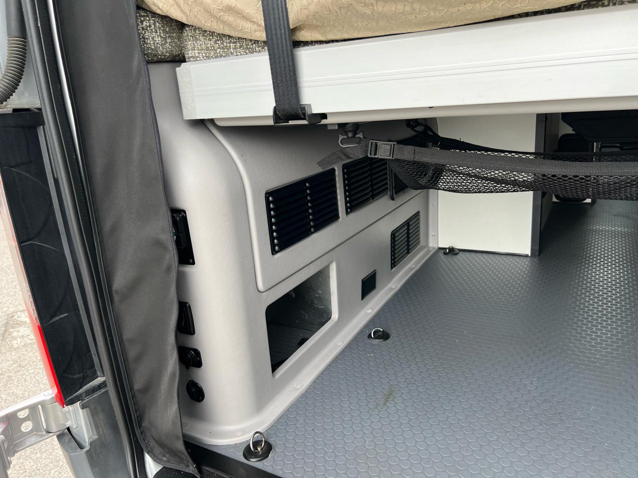 Winnebago Revel  2021