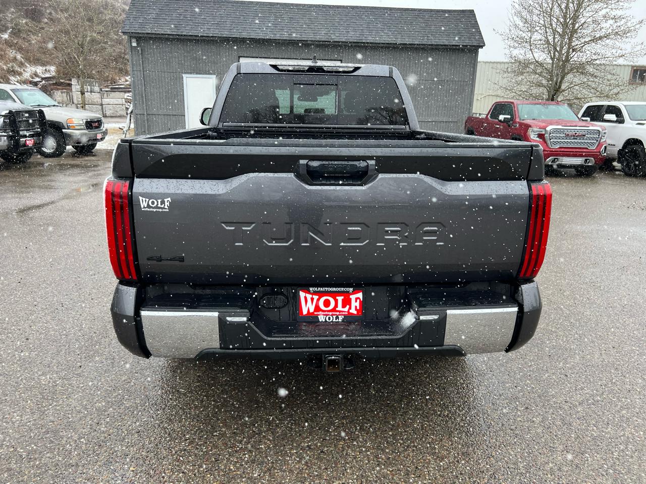 Toyota Tundra 4WD  2023