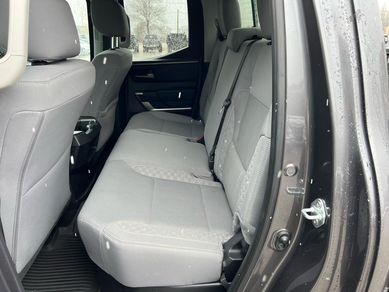 Toyota Tundra 4WD  2023