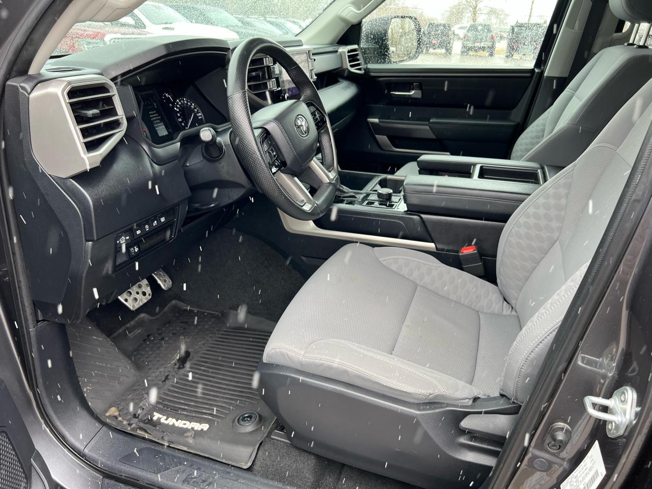 Toyota Tundra 4WD  2023