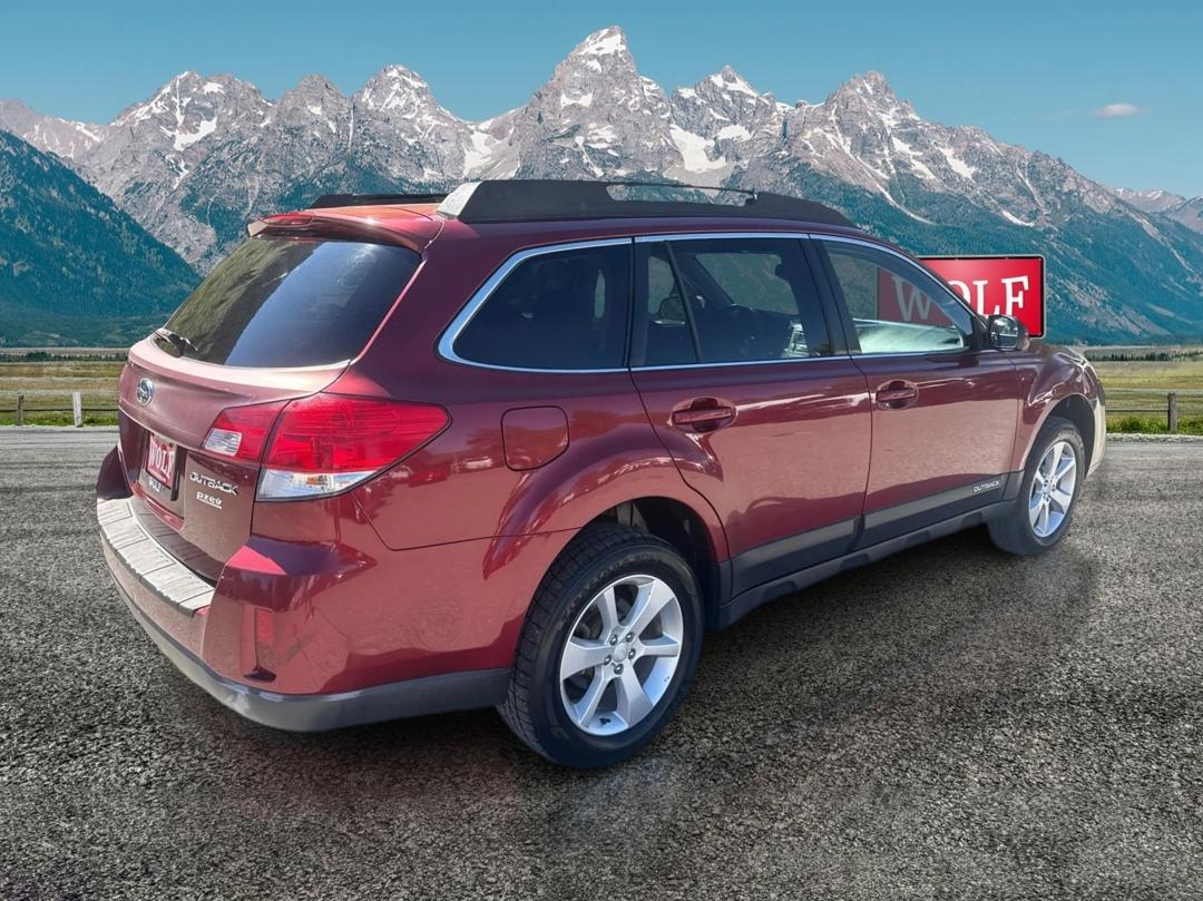 Subaru Outback  2013