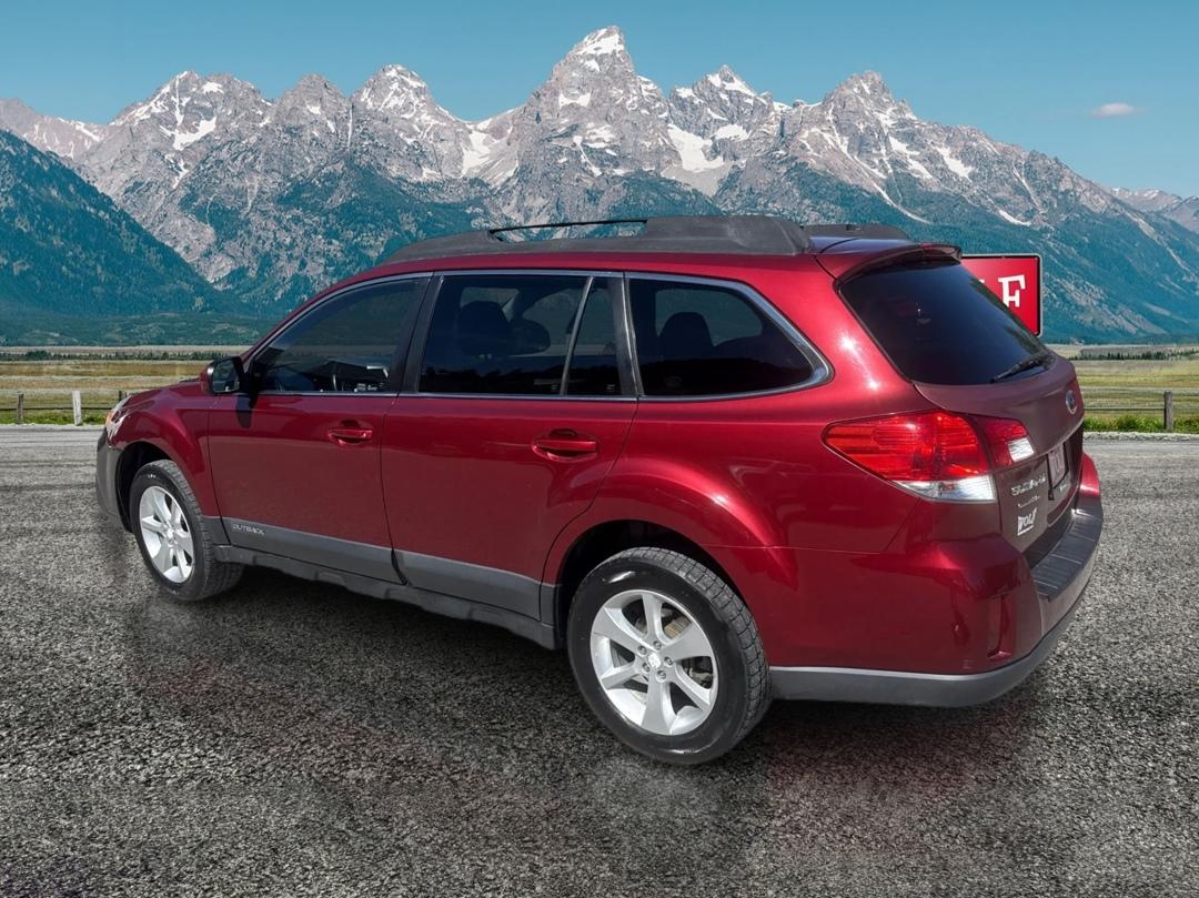 Subaru Outback  2013
