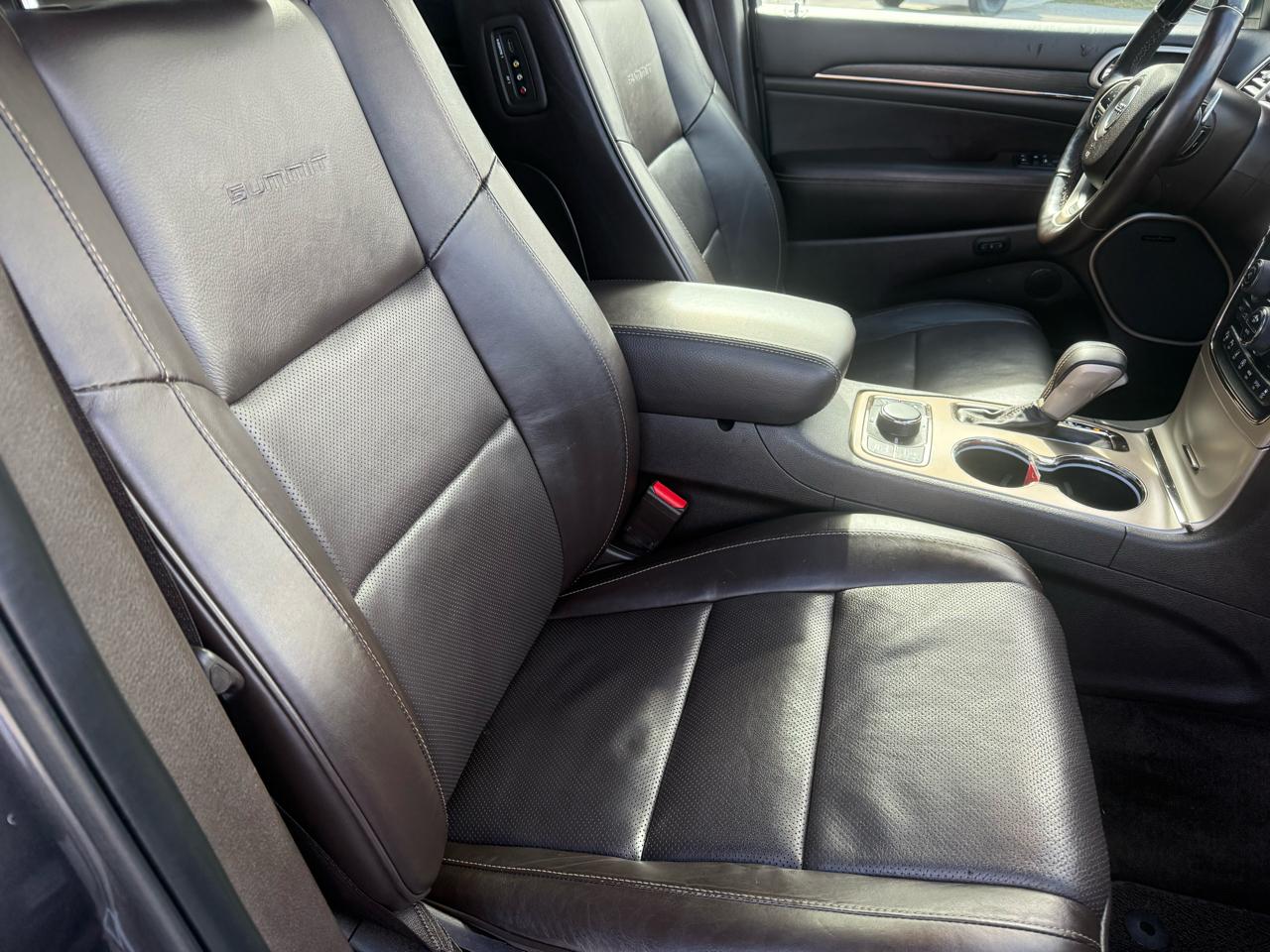 Jeep Grand Cherokee  2017