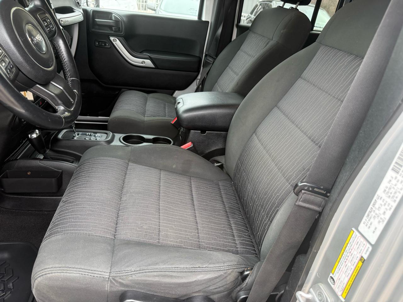 Jeep Wrangler Unlimited  2012