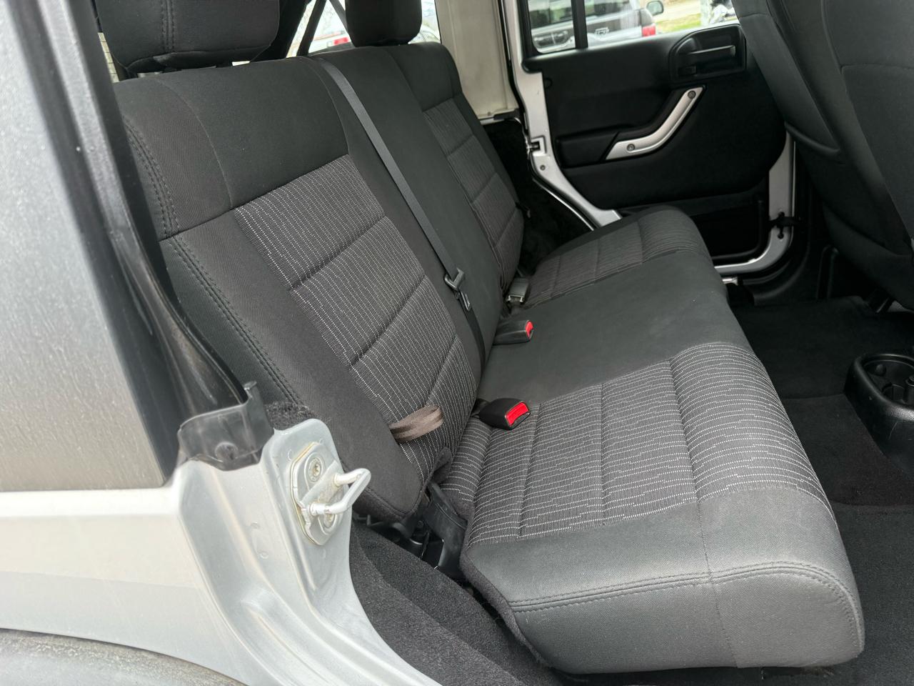 Jeep Wrangler Unlimited  2012