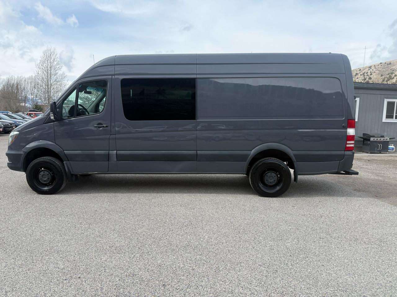 Mercedes-Benz Sprinter Crew Van  2018