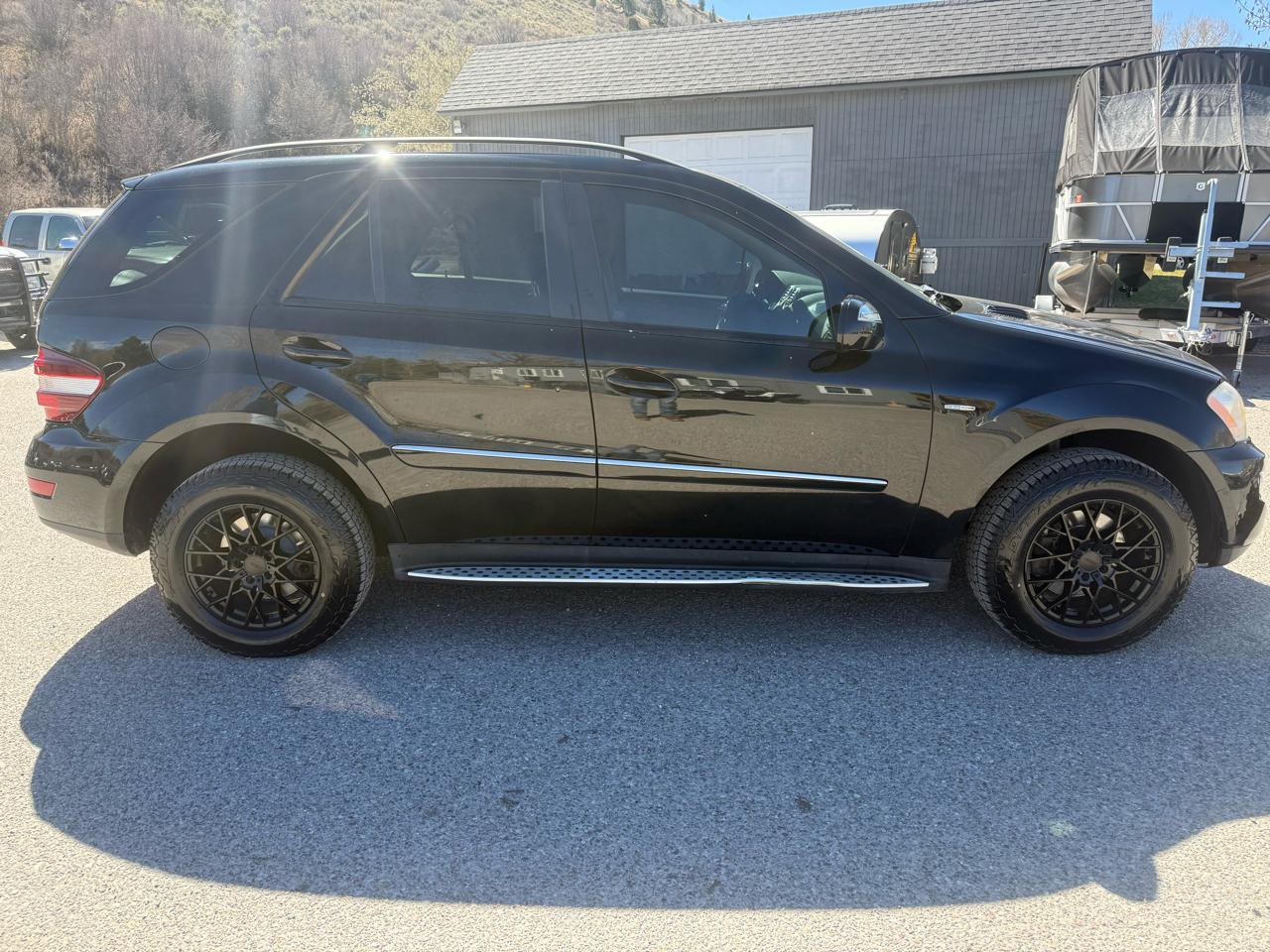 Mercedes-Benz M-Class  2009