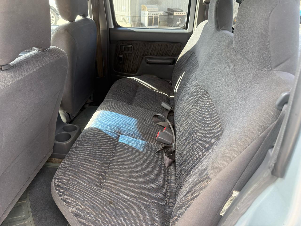 Nissan Frontier 4WD  2000