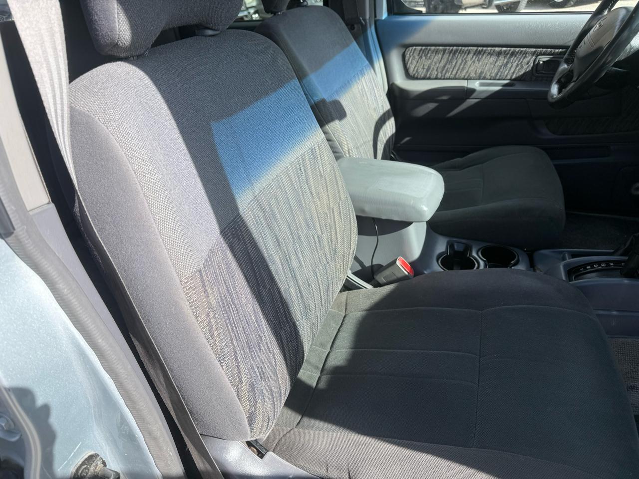 Nissan Frontier 4WD  2000