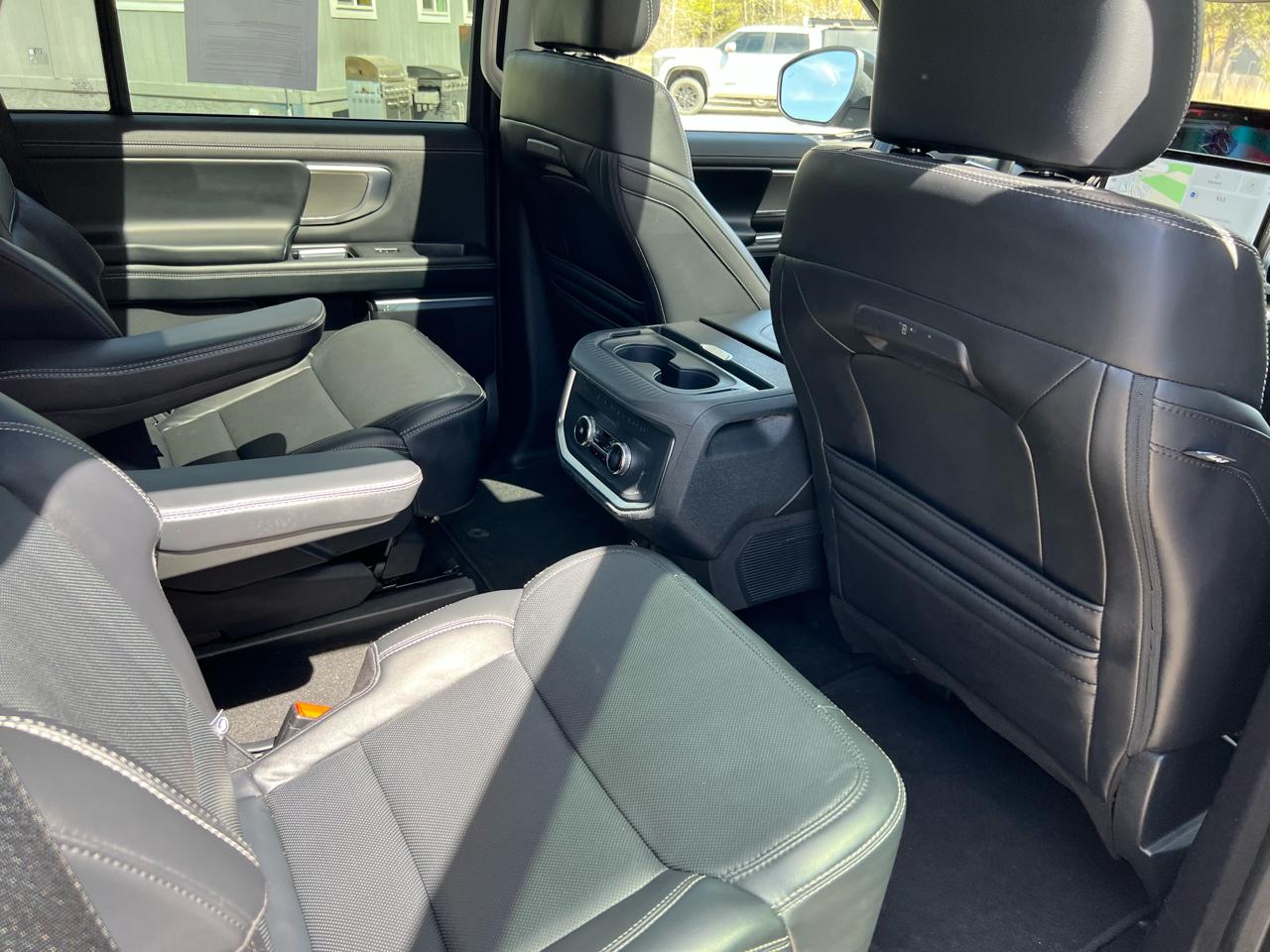 Ford Expedition  2025