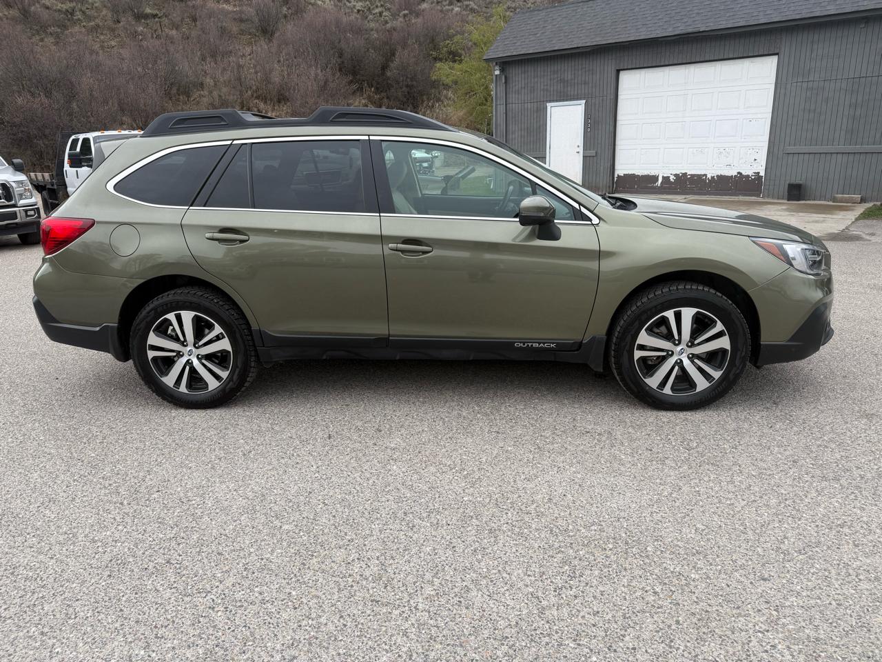 Subaru Outback  2019