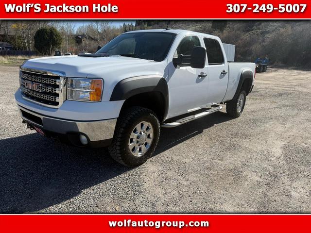 White 2014 GMC Sierra 2500HD Pickup Truck Four-Wheel Drive Automatic