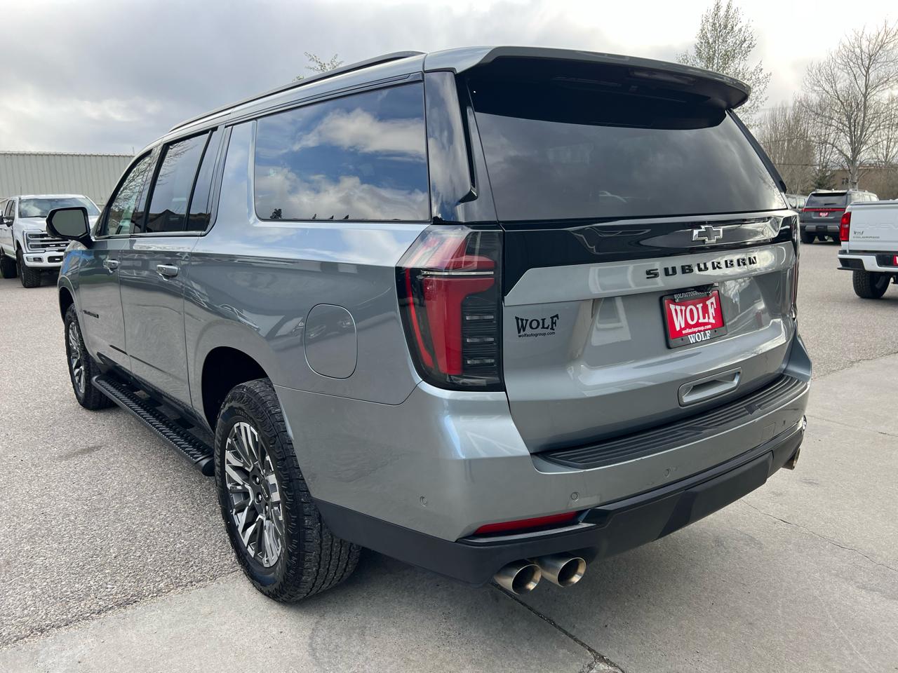 Chevrolet Suburban  2025