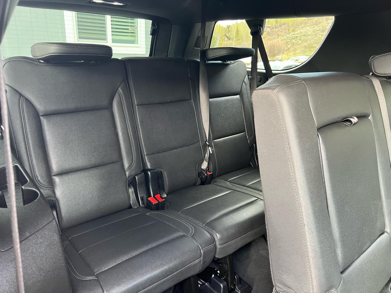 Chevrolet Suburban  2025