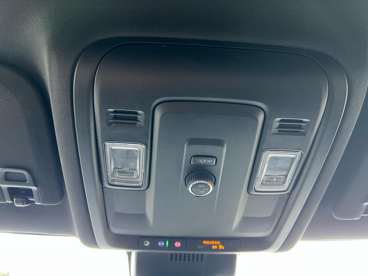 Chevrolet Suburban  2025