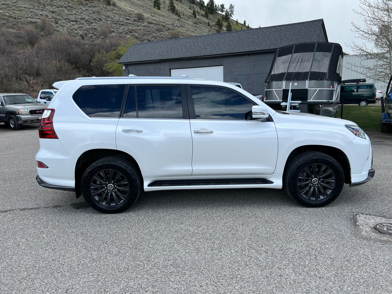 Lexus GX  2020