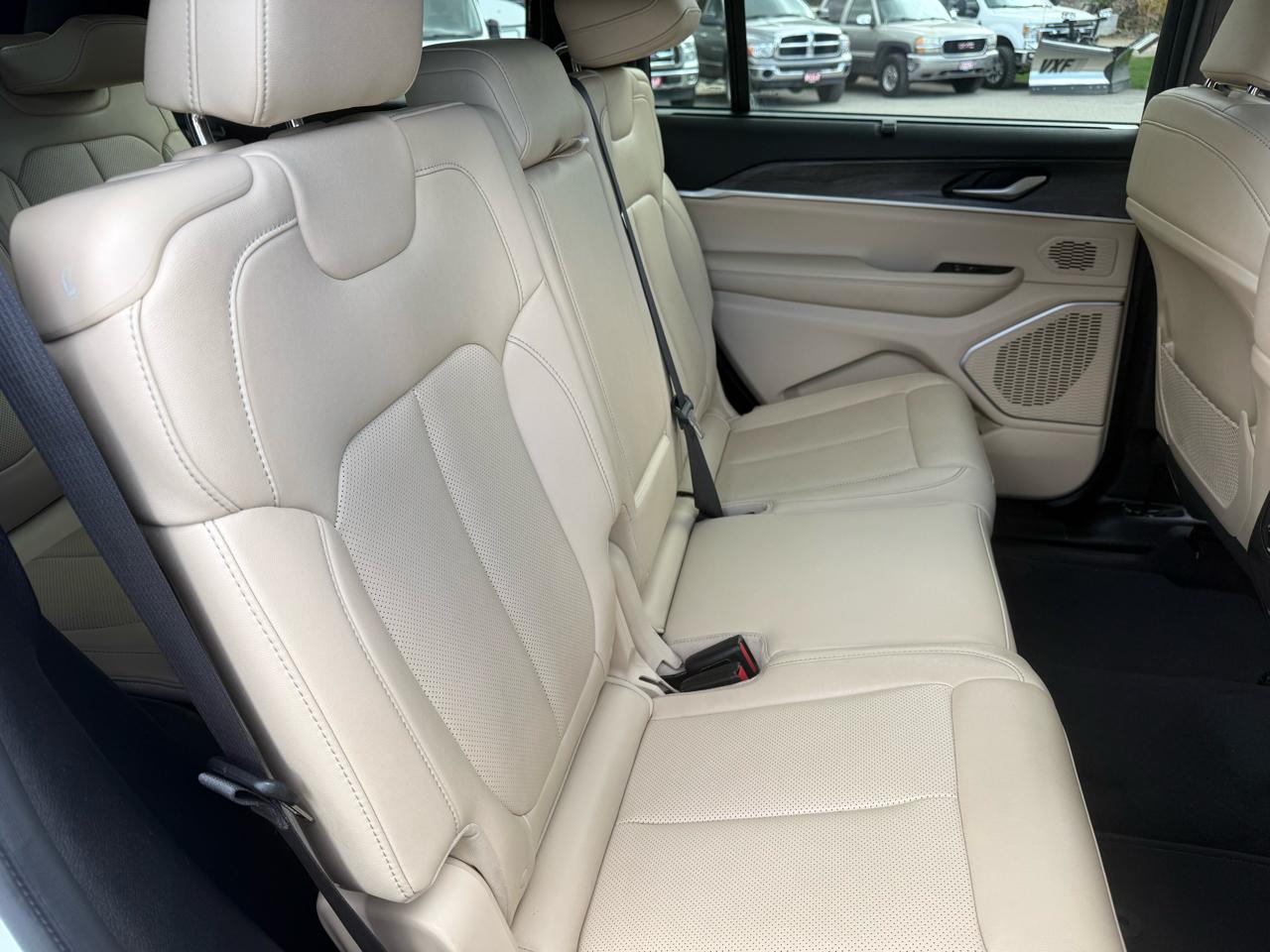 Jeep Grand Cherokee L  2023