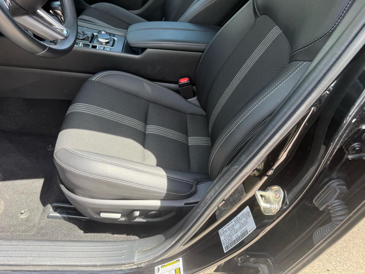Mazda CX-50  2025