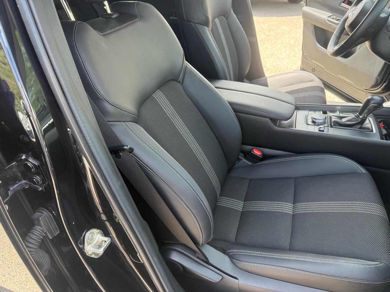 Mazda CX-50  2025