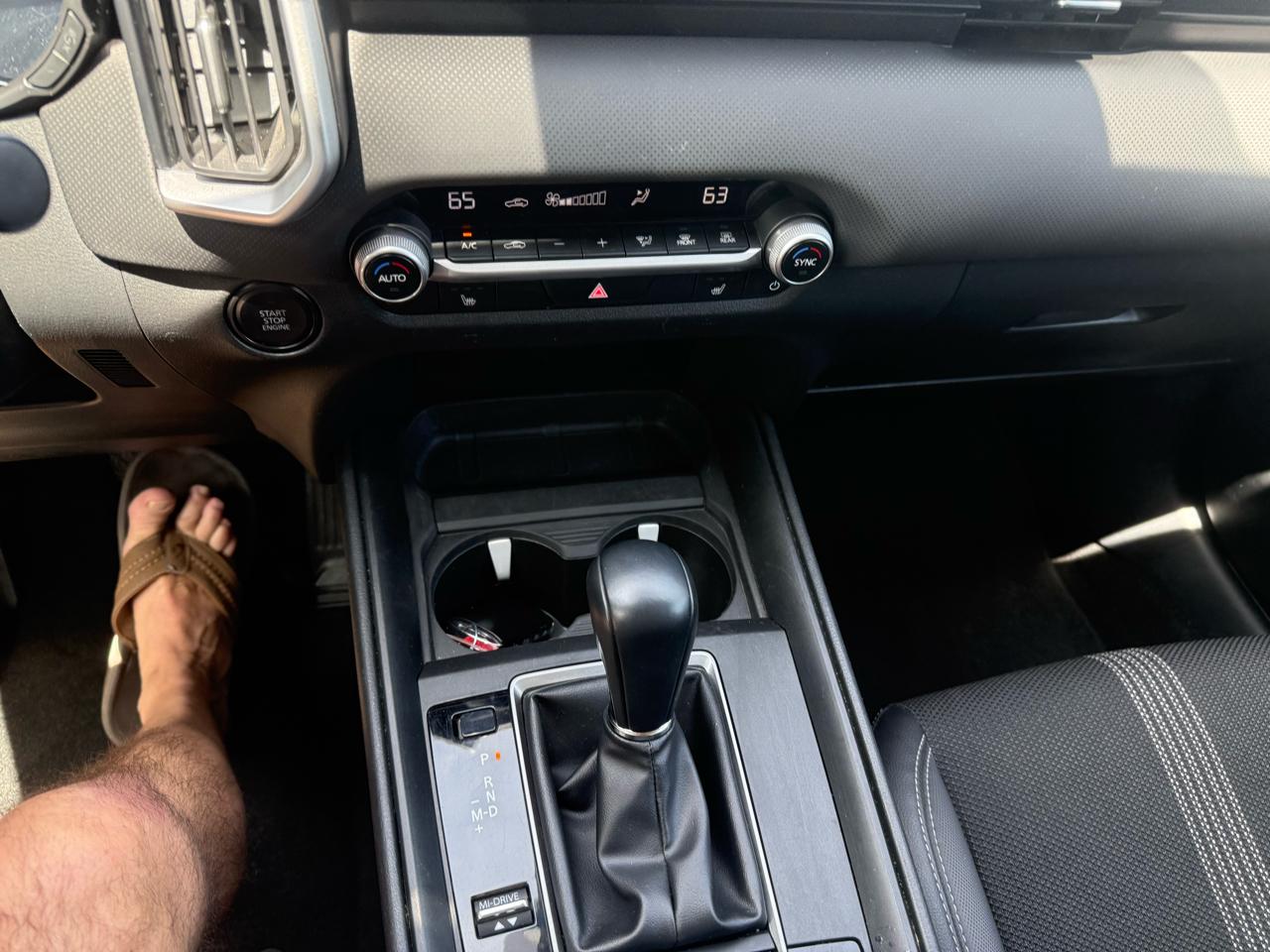Mazda CX-50  2025
