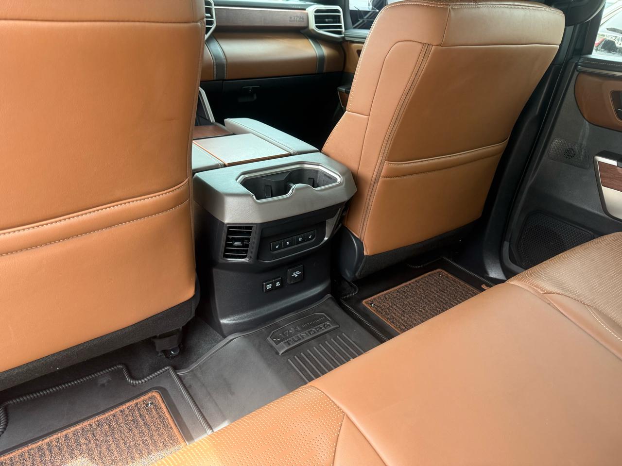 Toyota Tundra 4WD  2026