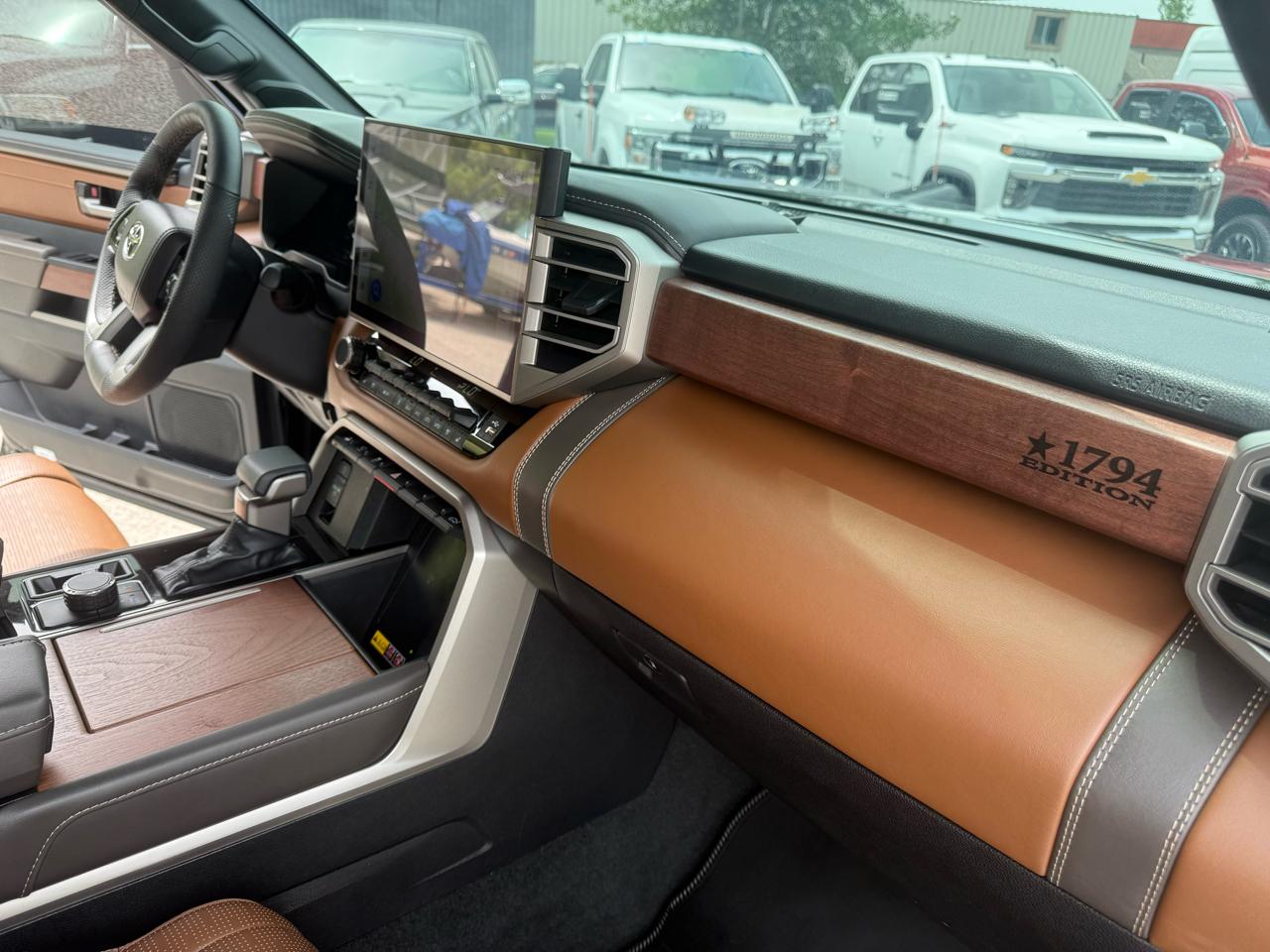 Toyota Tundra 4WD  2026