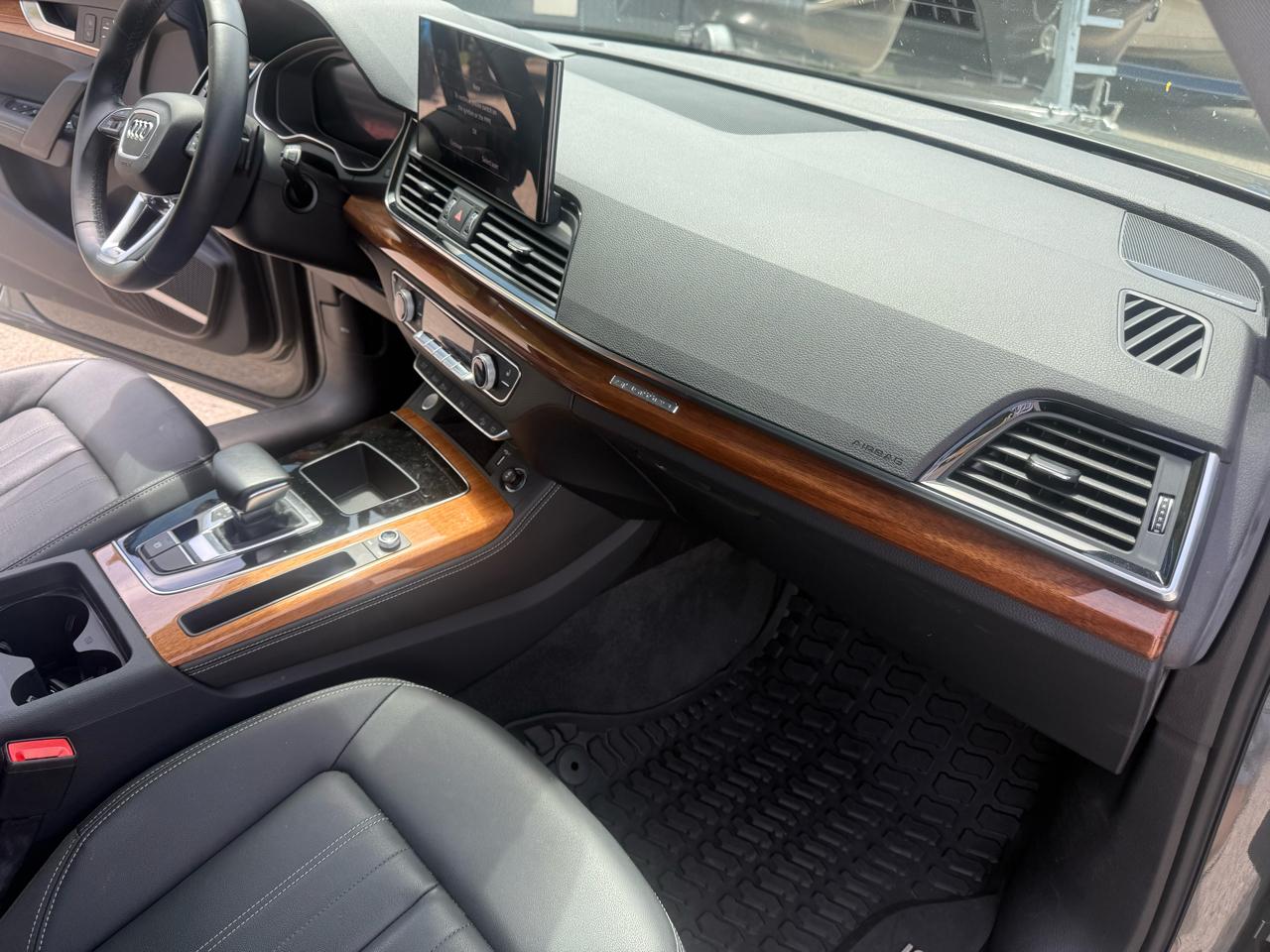 Audi Q5  2023