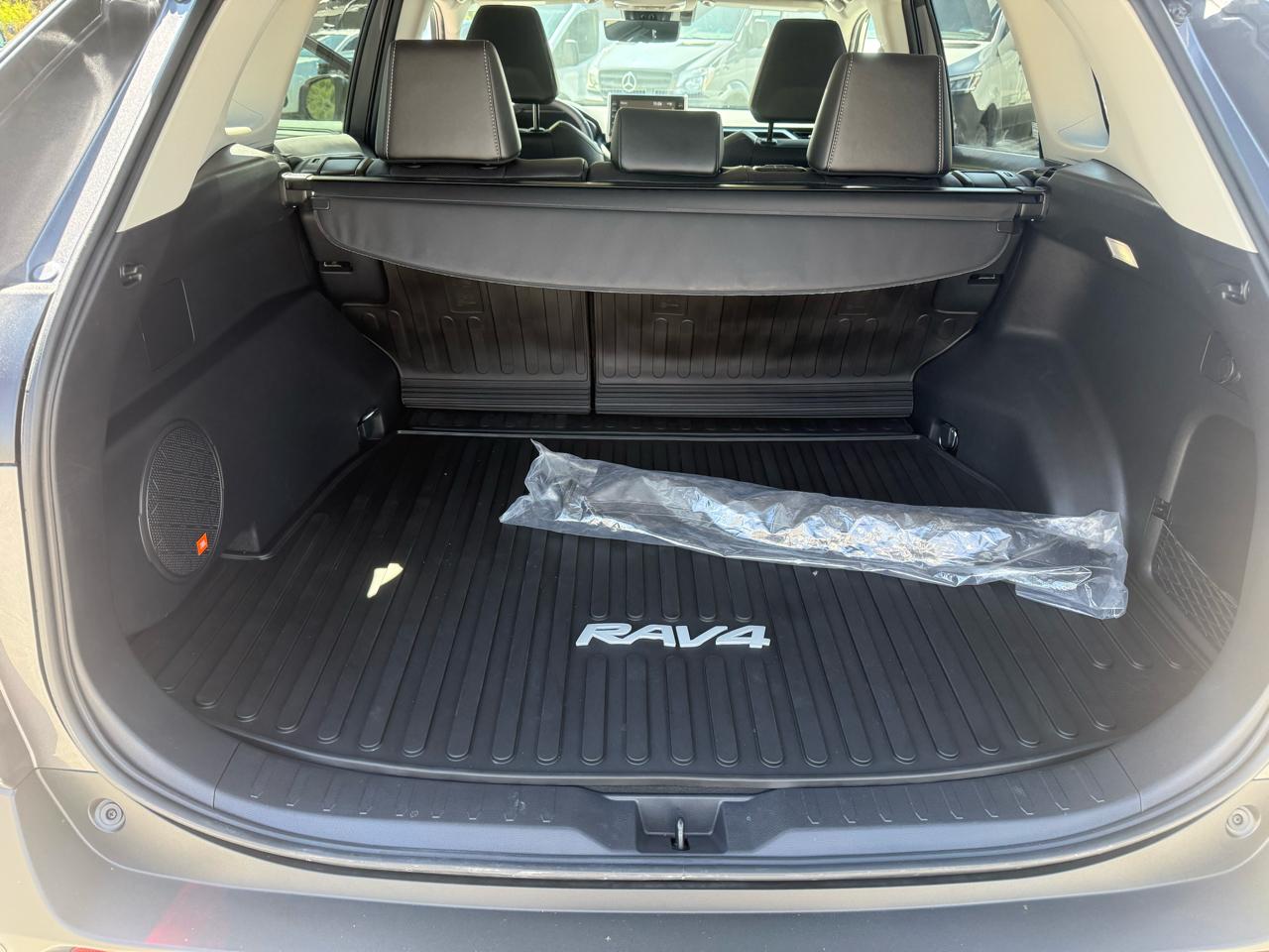 Toyota RAV4  2022