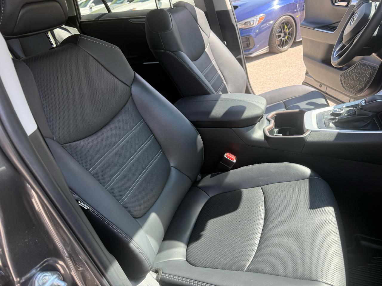 Toyota RAV4  2022