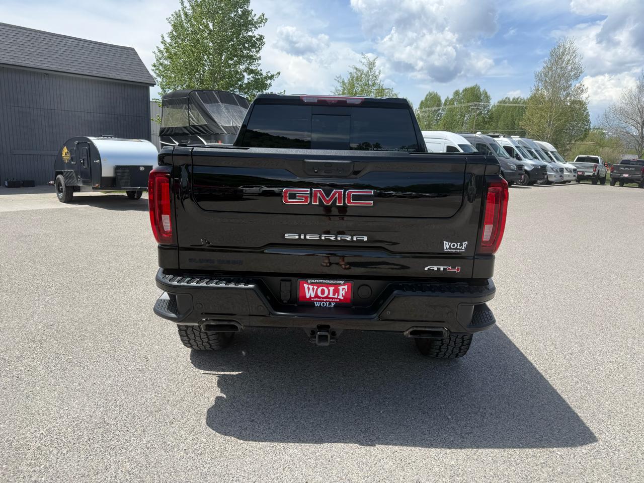 GMC Sierra 1500 4WD Crew Cab 147" AT4 2024