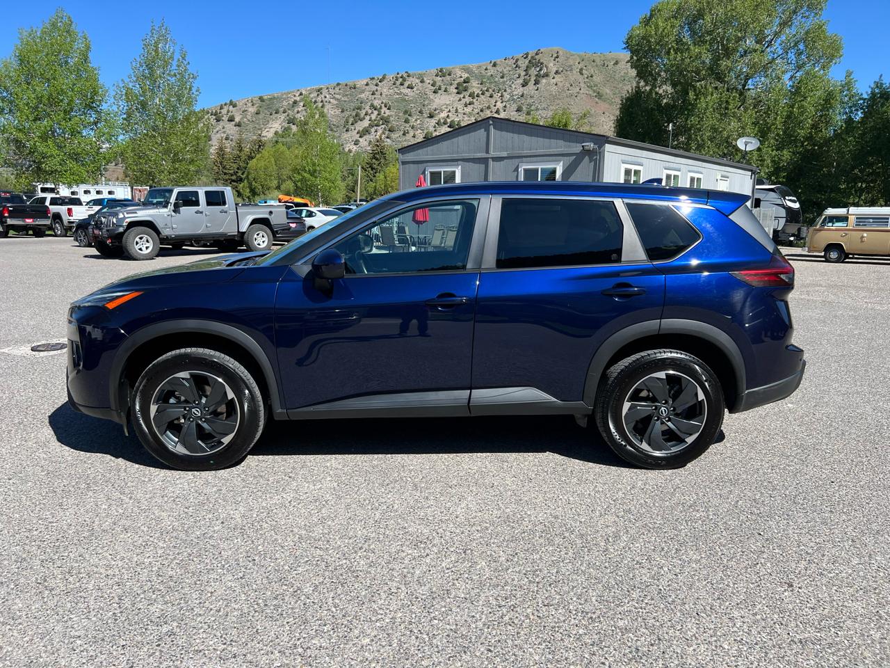 Nissan Rogue  2025