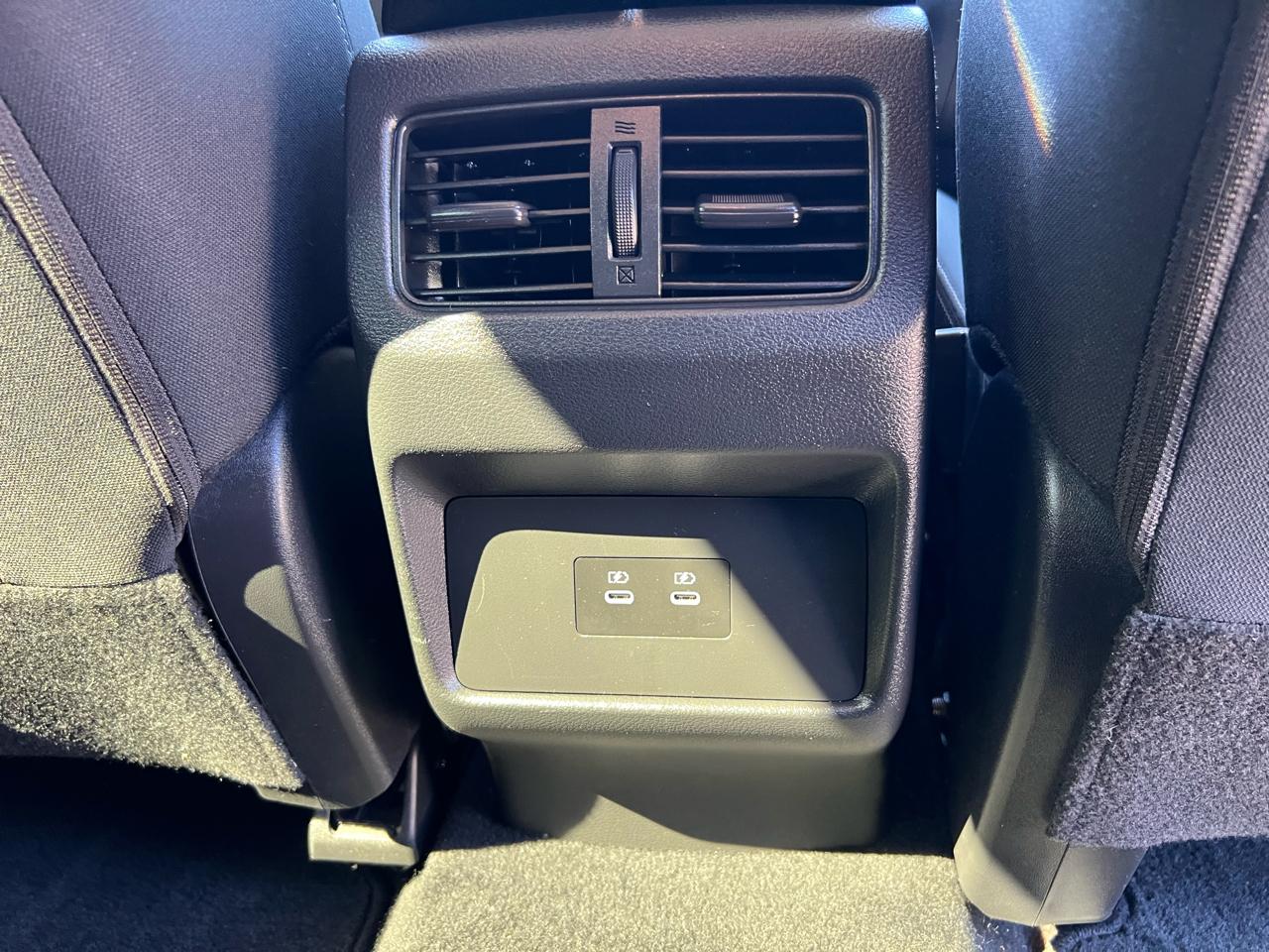 Nissan Rogue  2025