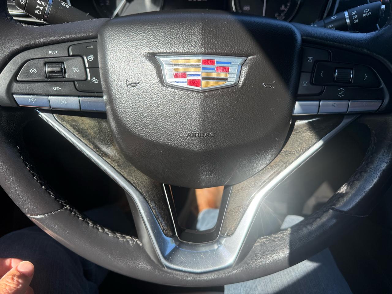 Cadillac XT6  2023
