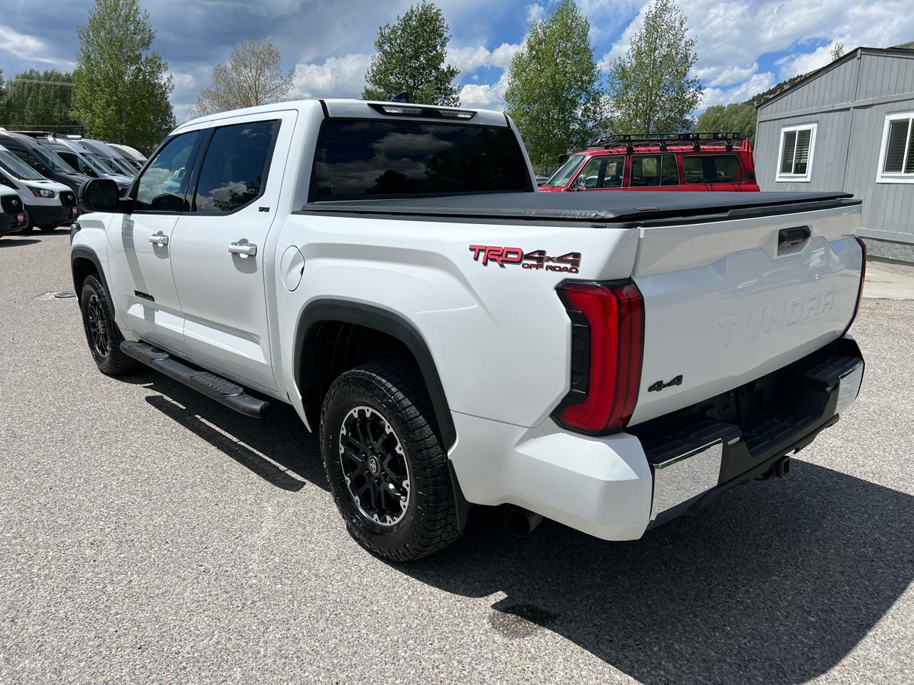 Toyota Tundra 4WD  2022