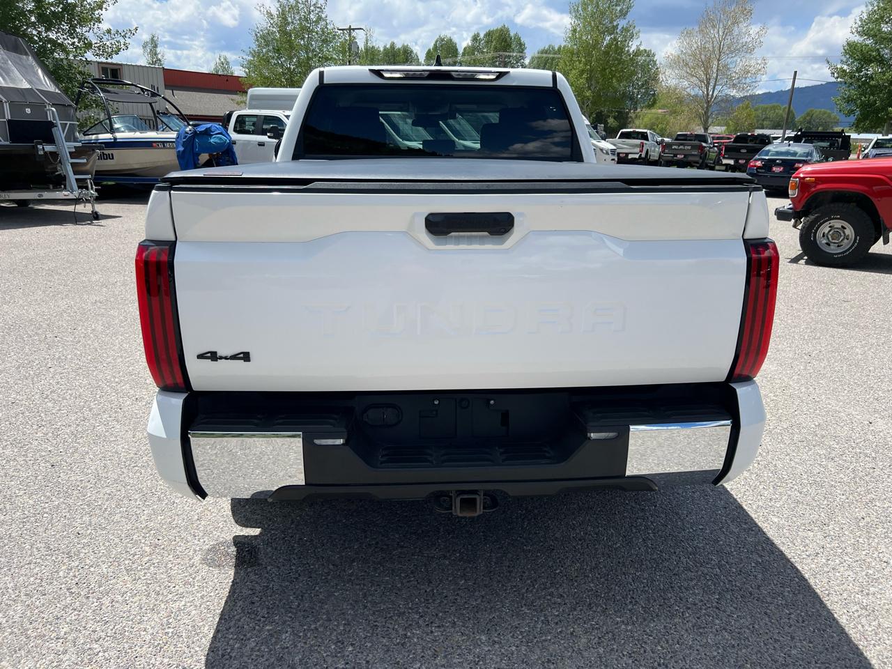 Toyota Tundra 4WD  2022