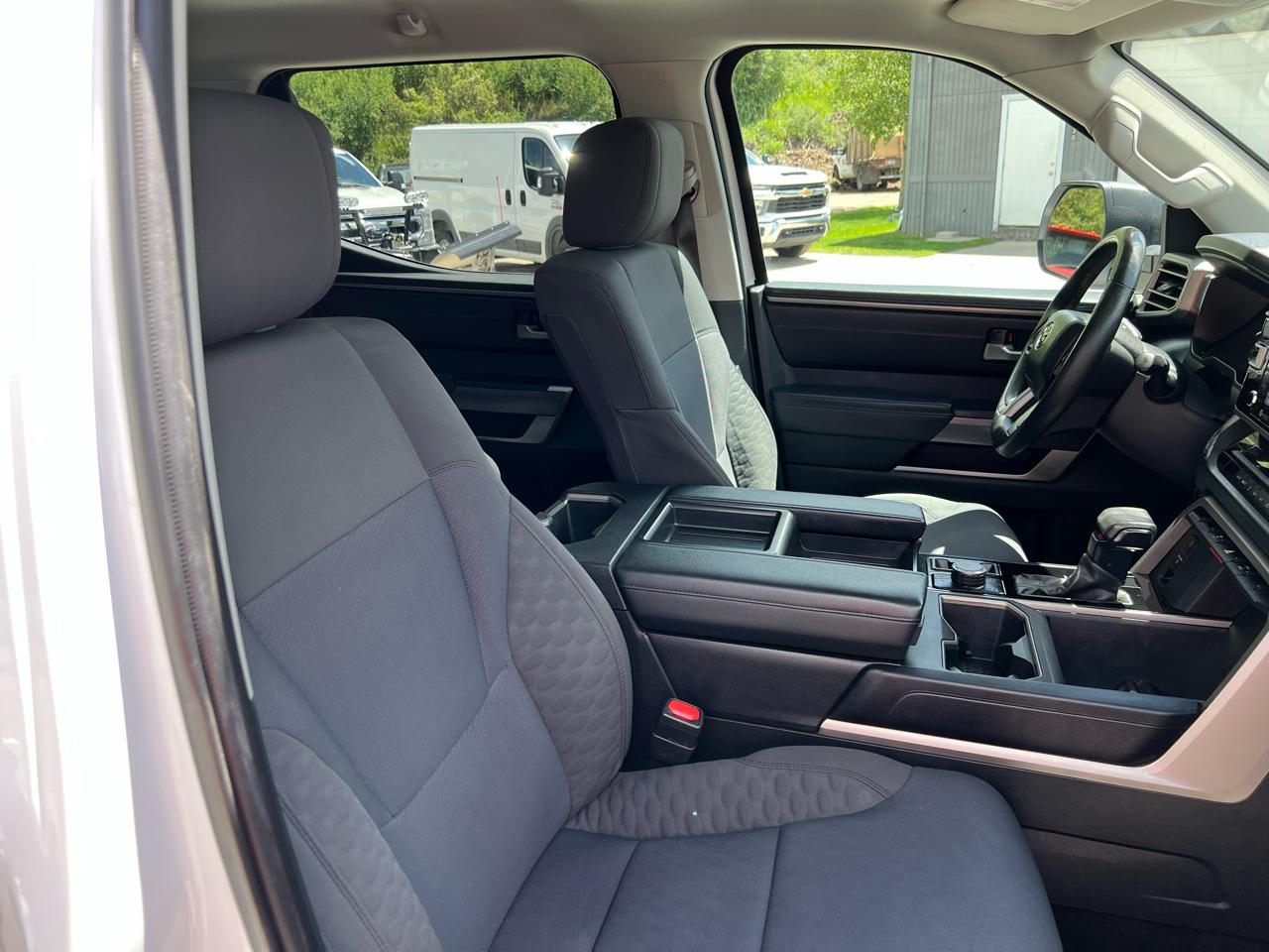 Toyota Tundra 4WD  2022