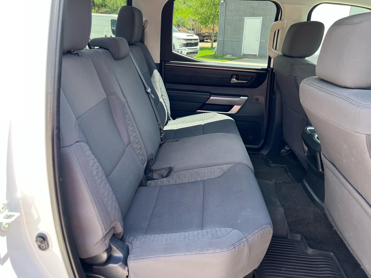 Toyota Tundra 4WD  2022