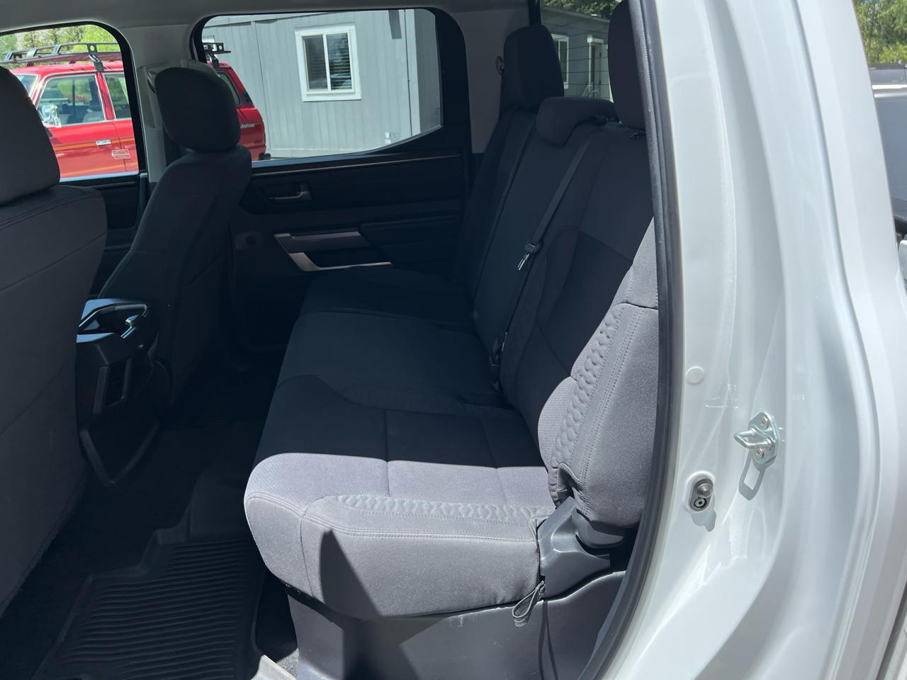 Toyota Tundra 4WD  2022