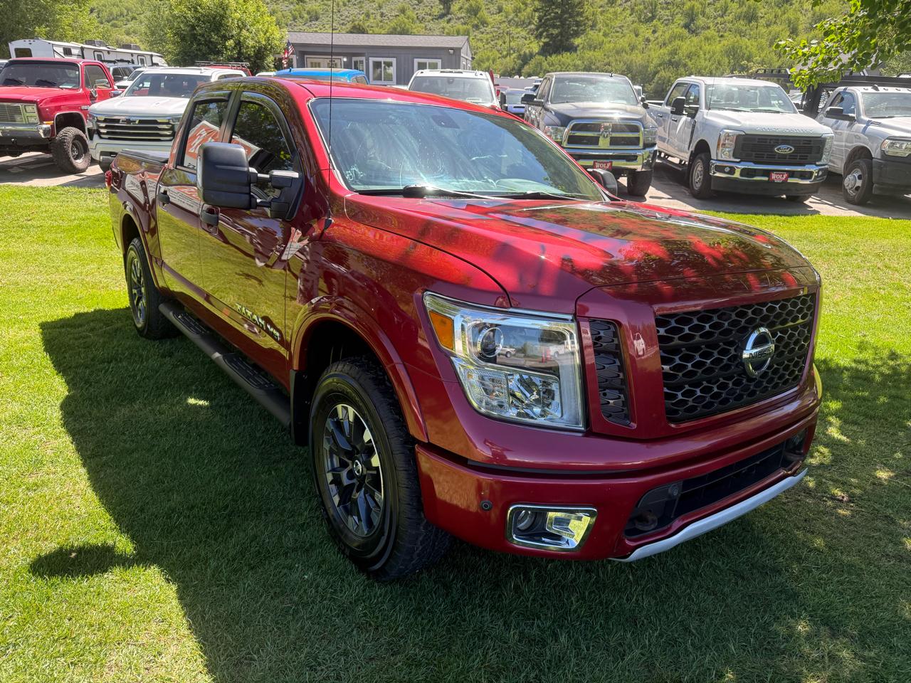 Nissan Titan  2018