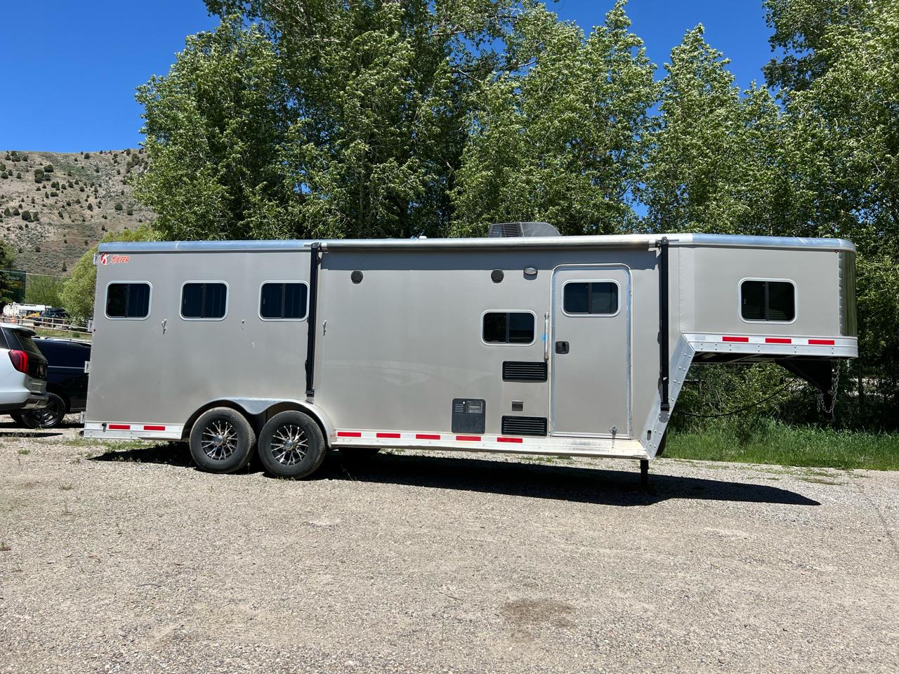 Kiefer Manufacturing 3 Horse GN  2016