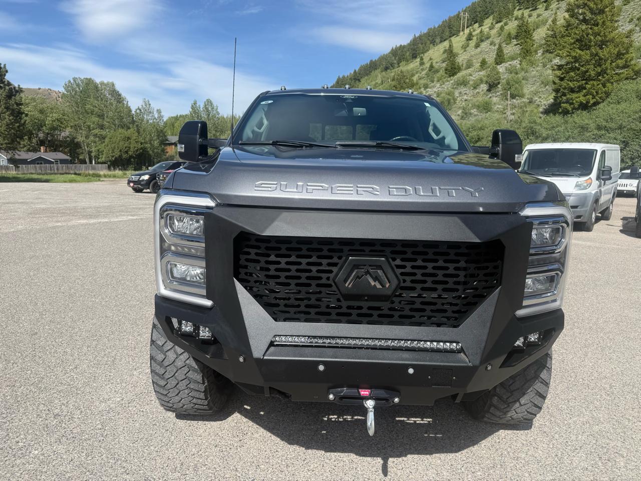 Ford Super Duty F-350 SRW  2024