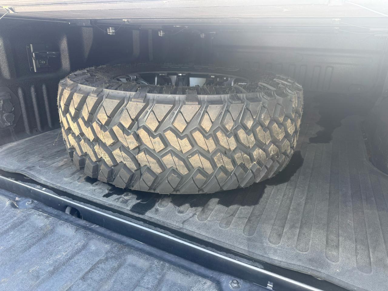 Ford Super Duty F-350 SRW  2024