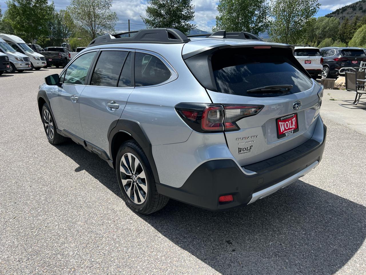 Subaru Outback  2023