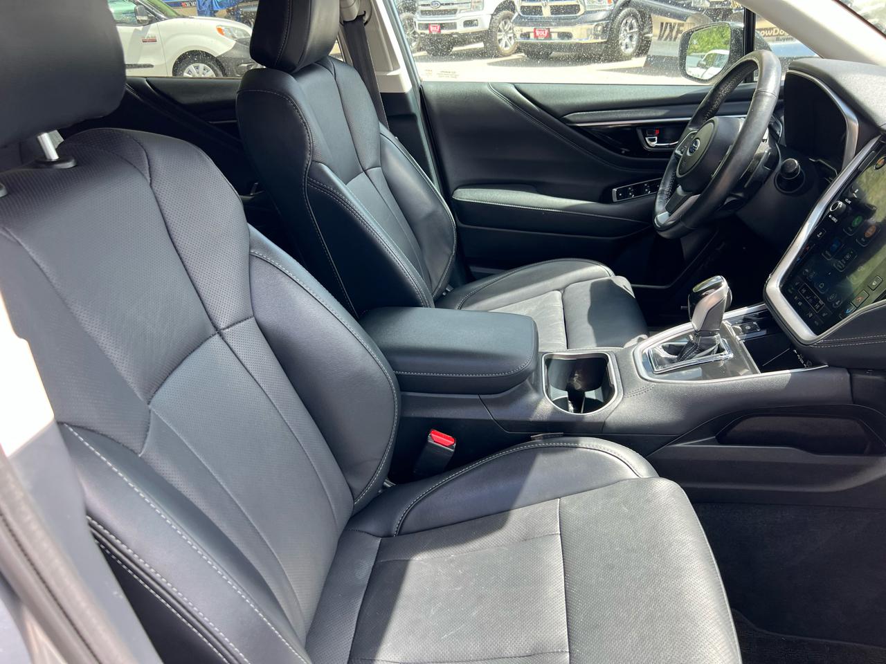 Subaru Outback  2023
