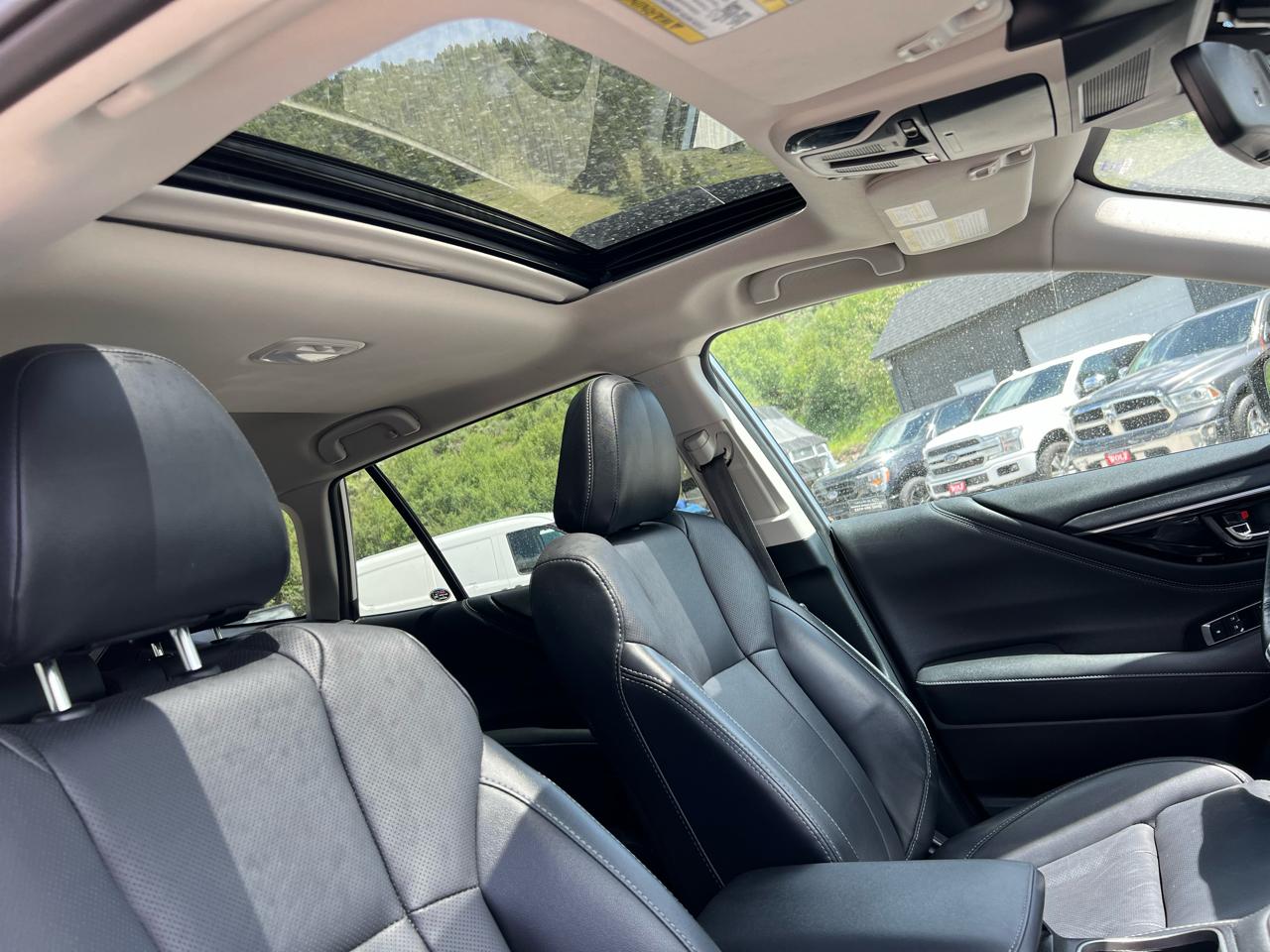 Subaru Outback  2023